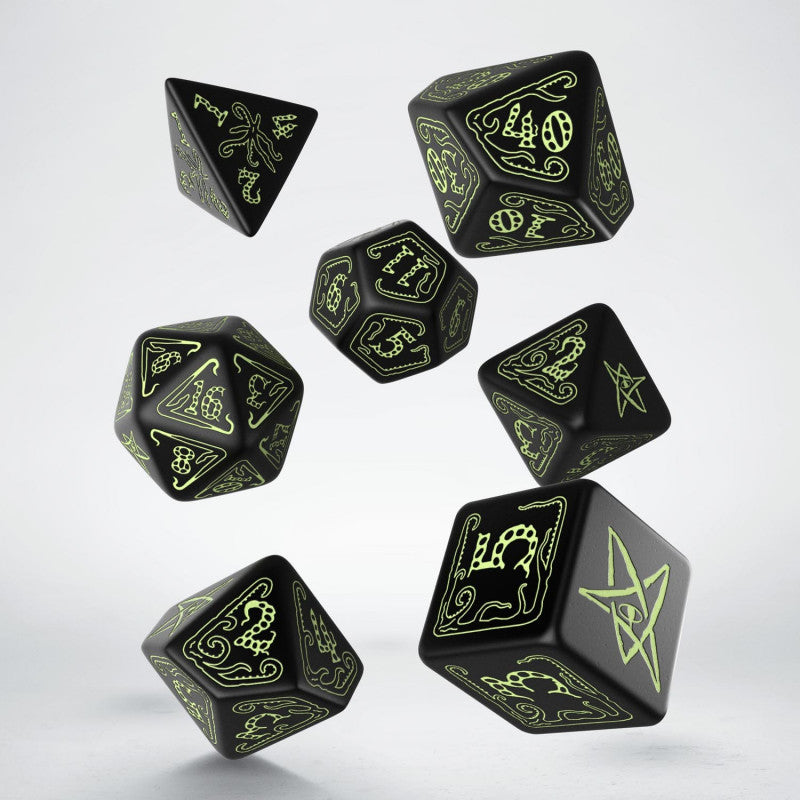 Call of Cthulhu Dice Black & glow-in-the-dark Dice Set (Preorder)