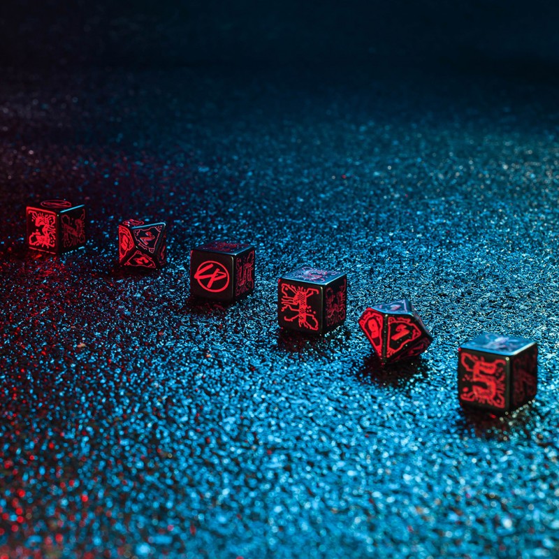 Cyberpunk Red: Night City Essential Set (Preorder)
