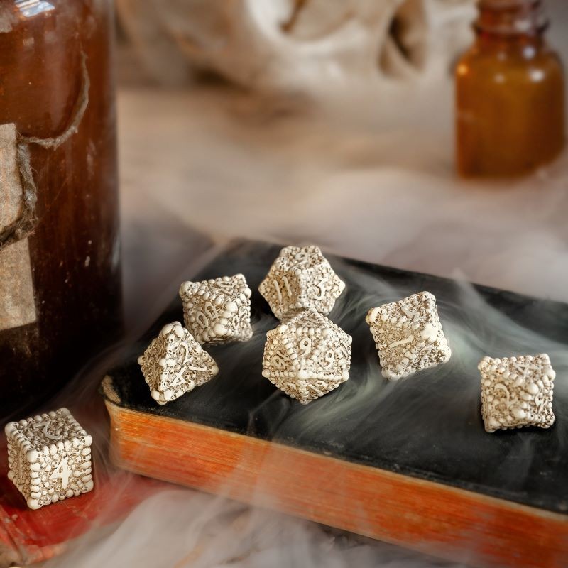 Dice Macabre Set (Preorder)