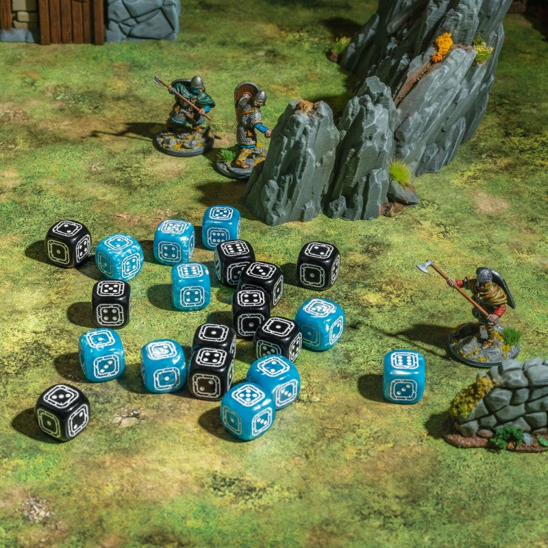 Fortress Compact D6: Black&Blue (Preorder)