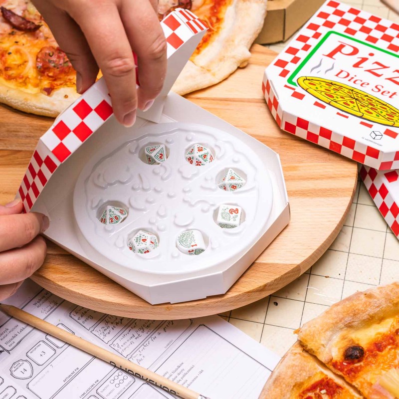 Pizza Dice Set: Pepperoni (Preorder)