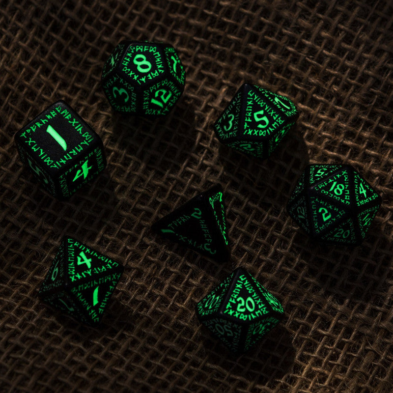 Runic Black & glow-in-the-dark Dice Set (Preorder)